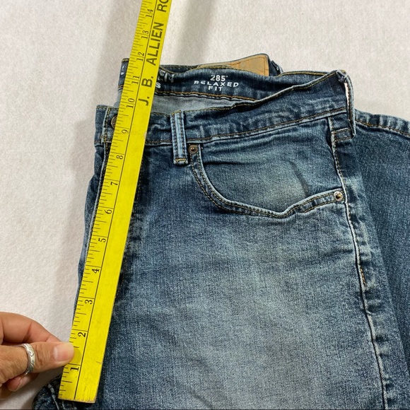 Levi’s 285 Relaxed Jeans Size 32-30 Distressed jeans High Rise high wais… - Picture 5 of 11